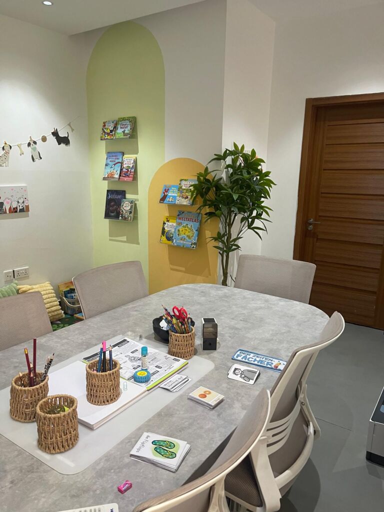 German classroom at Studyfreunde with learning materials prepared on the table